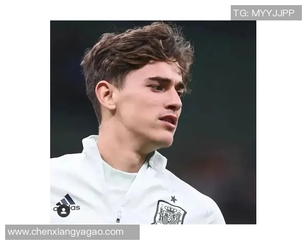 足球明星孩子的可爱头像展示与背后的故事分享